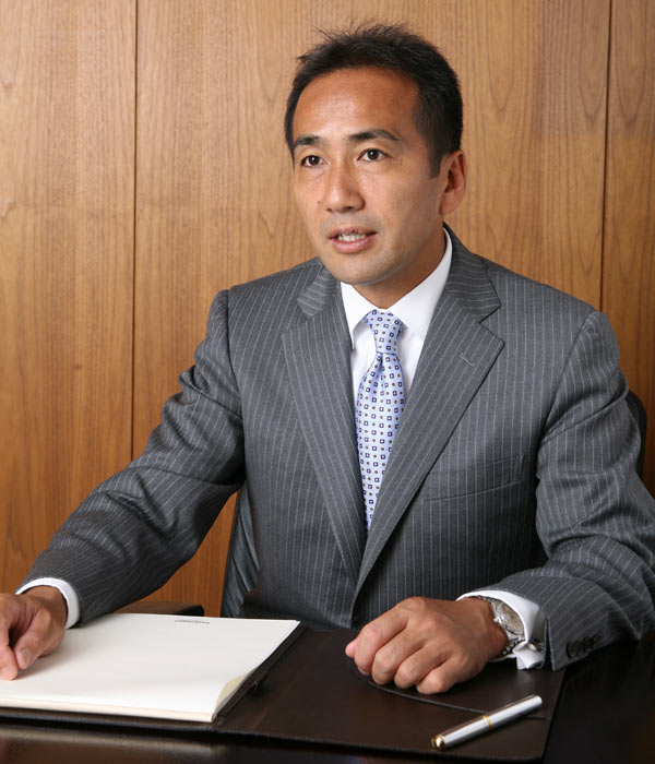 関野 栄一　画像